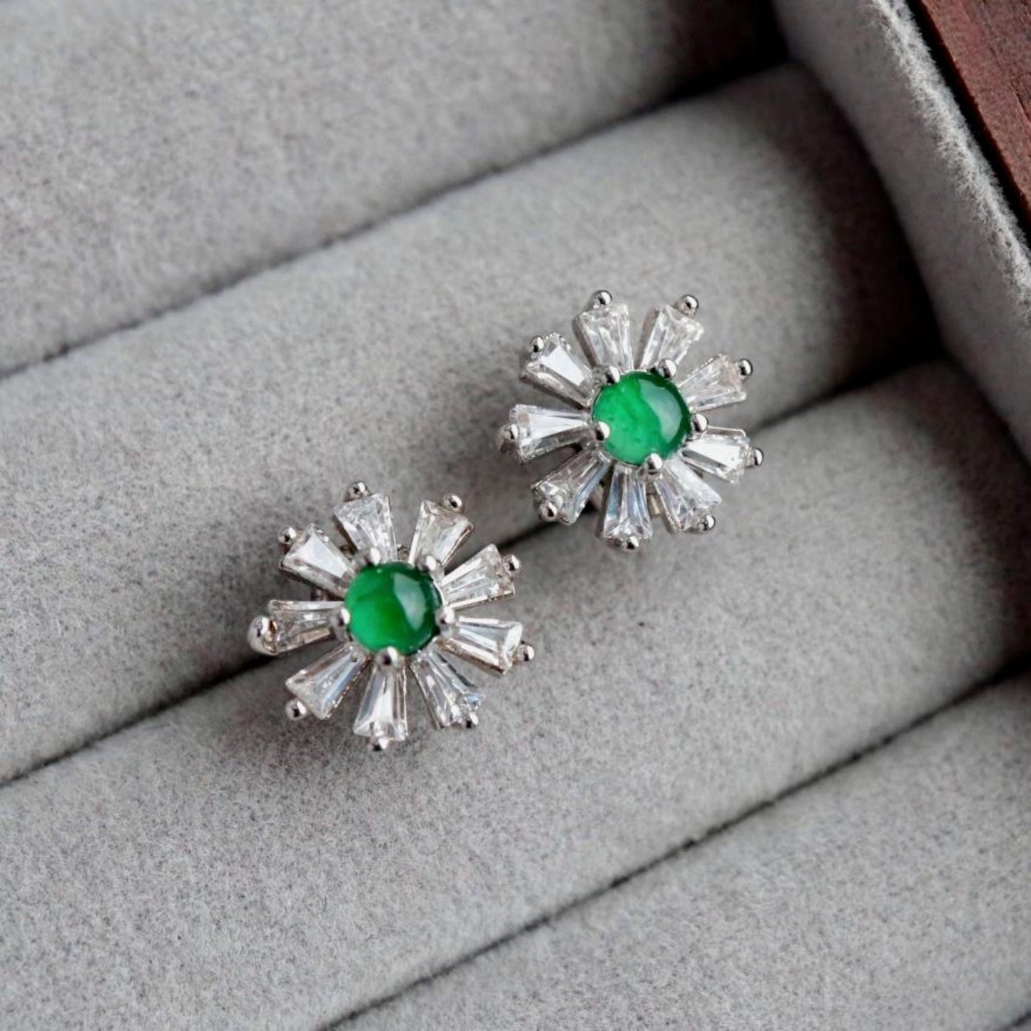 Natural jadeite Stud Earrings /Sterling 925Silver 18KGold-Plated green jade Studs/Customize gift box/anniversary gift/snowflake earrings