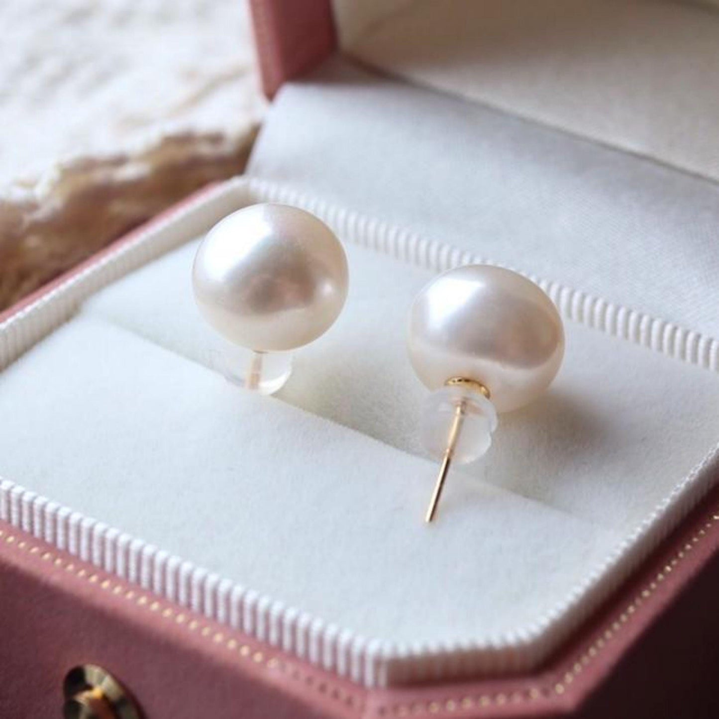 Natural pearl Stud Earrings /Sterling 925Silver 18K Gold-Plated pearl Studs/Customize gift box/June birthstone gift/anniversary gift for her