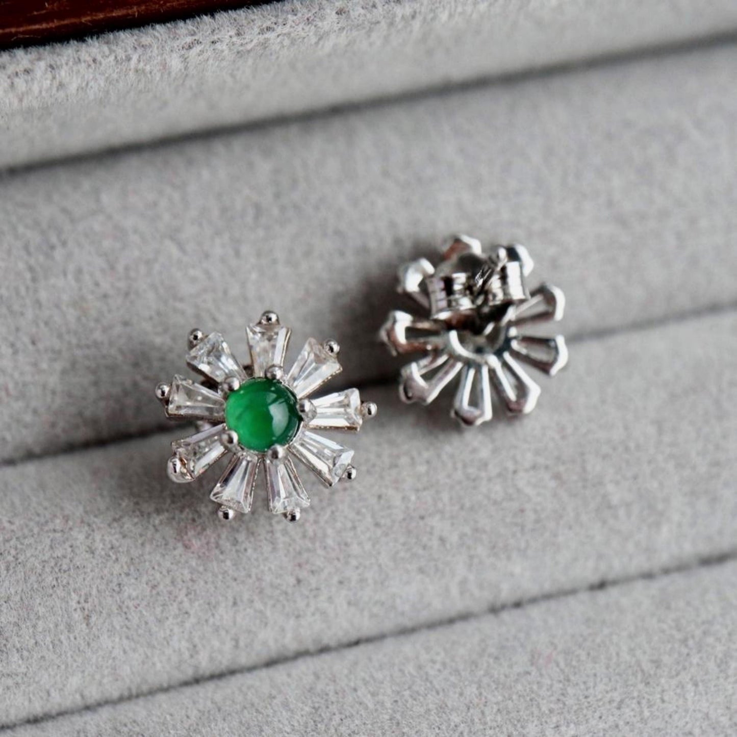 Natural jadeite Stud Earrings /Sterling 925Silver 18KGold-Plated green jade Studs/Customize gift box/anniversary gift/snowflake earrings