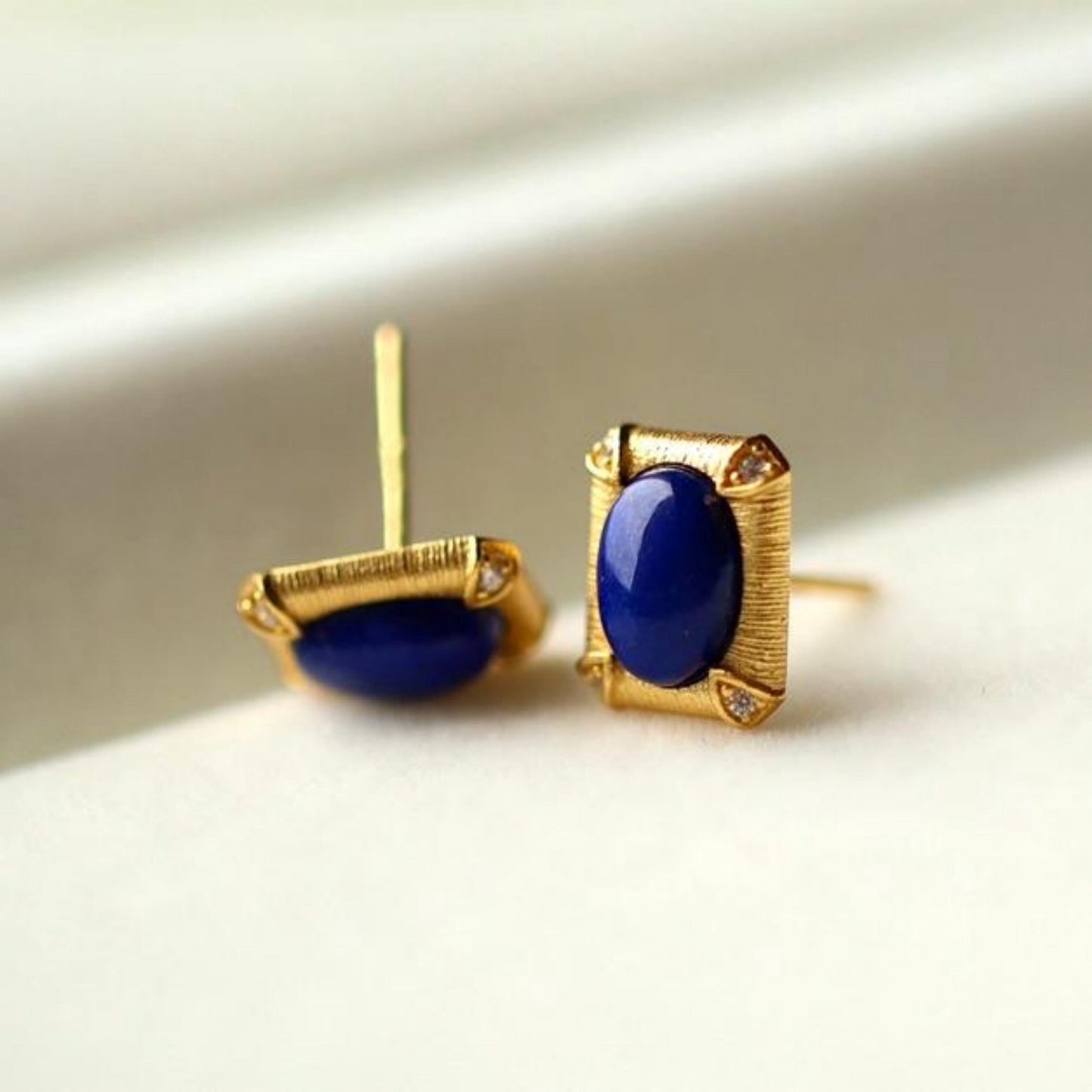 Natural Lapis lazuli Stud Earrings /Sterling 925-Silver Gold-Plated oval Lapis lazuli Studs/Customize gift box/anniversary gift/retro court