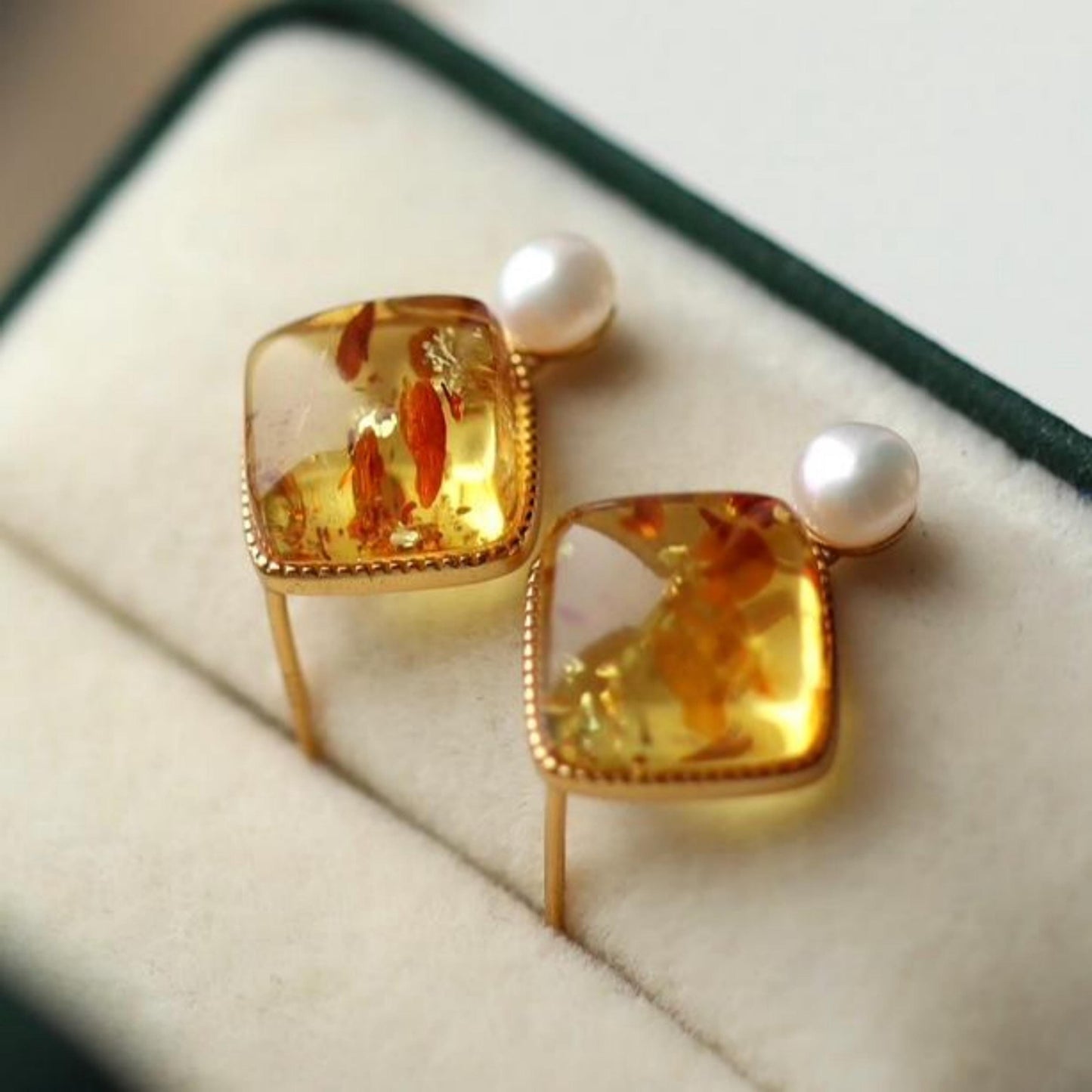 Natural Floral amber Stud Earrings /Sterling 925 Silver 18K Gold-Plated Floral amber Studs with pearl/Customize gift box/anniversary gift