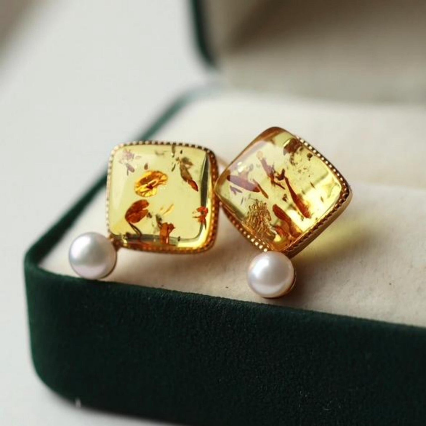 Natural Floral amber Stud Earrings /Sterling 925 Silver 18K Gold-Plated Floral amber Studs with pearl/Customize gift box/anniversary gift