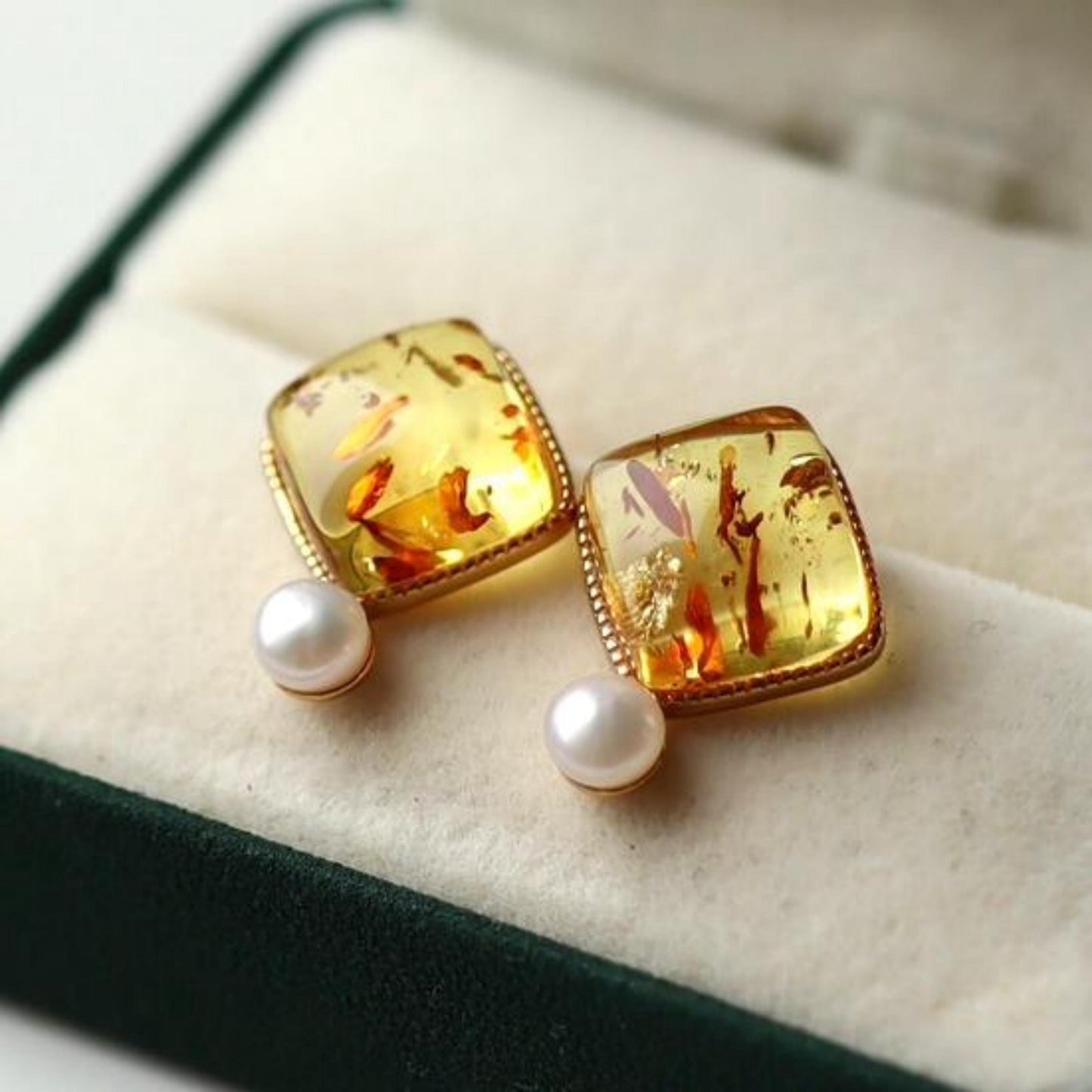 Natural Floral amber Stud Earrings /Sterling 925 Silver 18K Gold-Plated Floral amber Studs with pearl/Customize gift box/anniversary gift