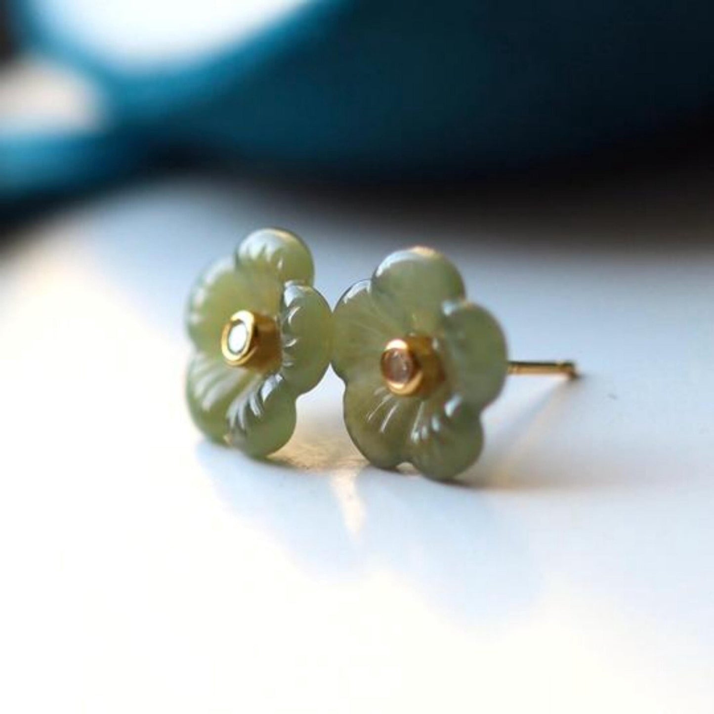 Natural jade Stud Earrings /Sterling 925 Silver 18K Gold-Plated green gray floral Studs/Customize gift box/anniversary gift/flower-shaped