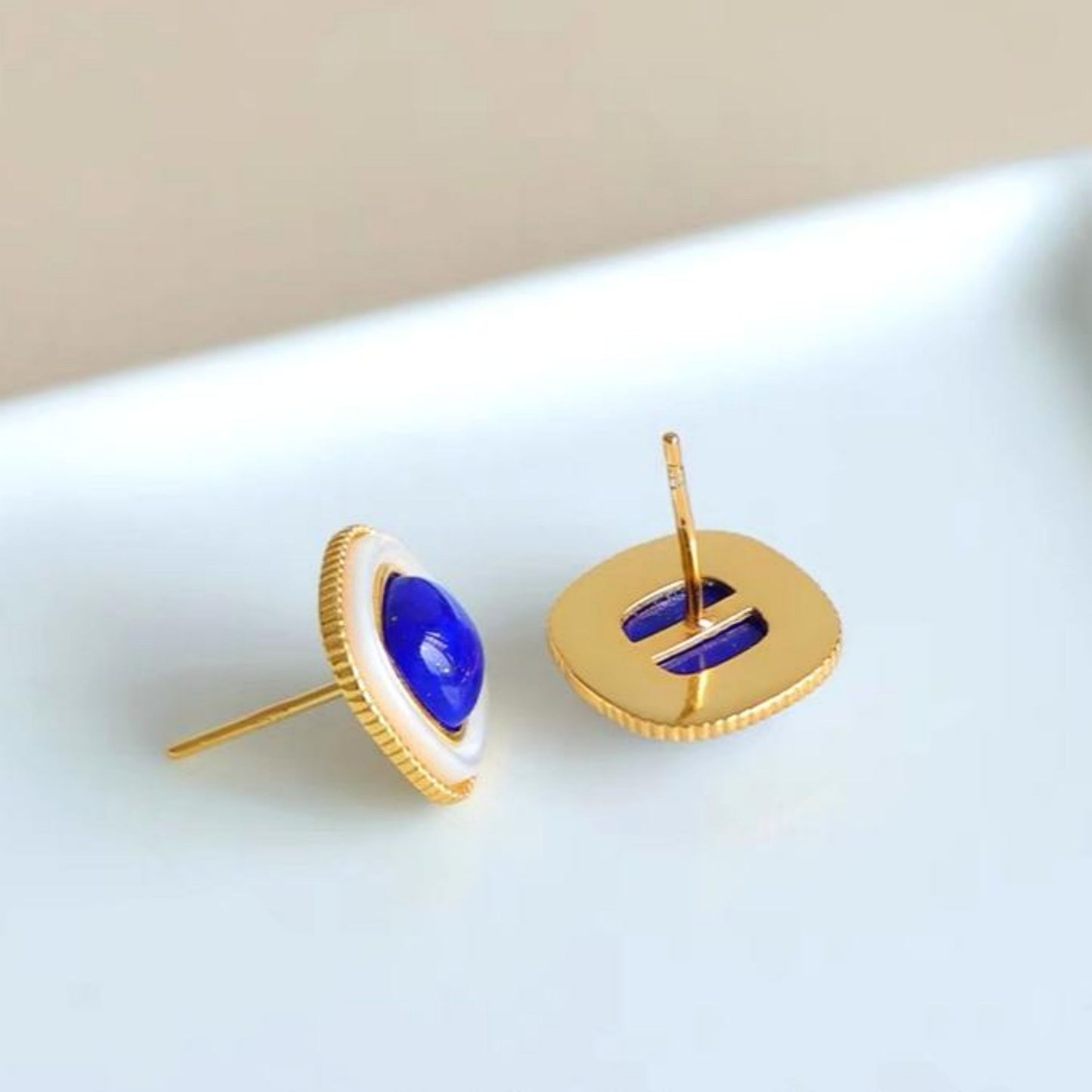 Natural Lapis lazuli Stud Earrings/Sterling 925 Silver Gold-Plated Klein blue Lapis lazuli Studs in Mother of Pearl/Customize gift box